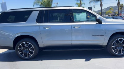 2025 Chevrolet Suburban RST