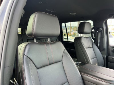 2025 Chevrolet Suburban RST