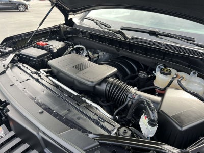 2025 Chevrolet Suburban RST