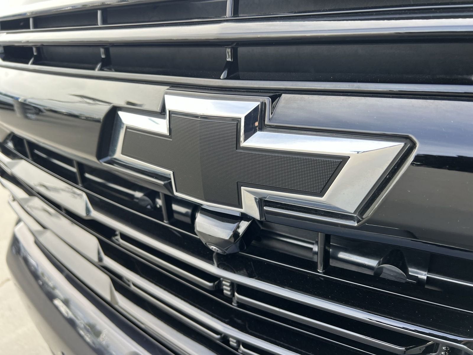 2025 Chevrolet Suburban RST