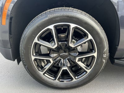 2025 Chevrolet Suburban RST