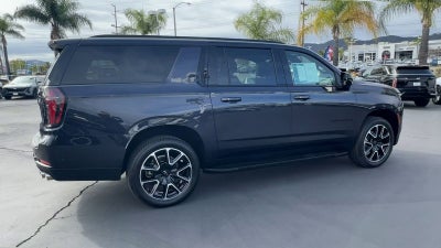 2025 Chevrolet Suburban RST