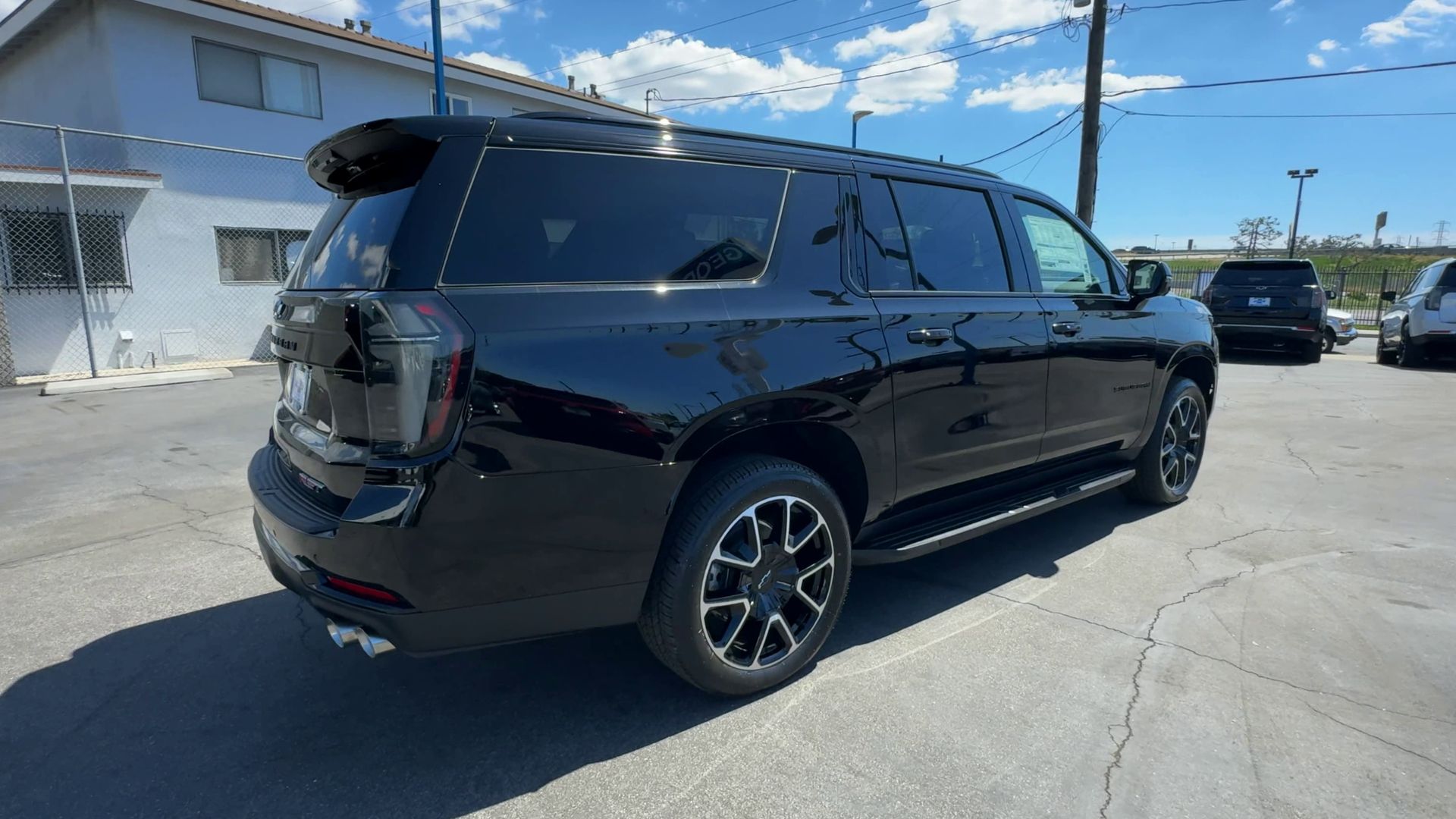 2026 Chevrolet Suburban RST