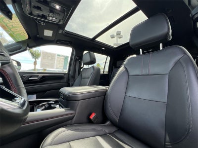 2025 Chevrolet Suburban RST
