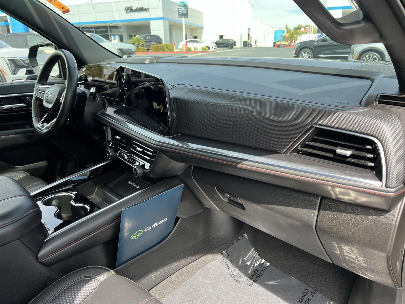 2025 Chevrolet Suburban RST