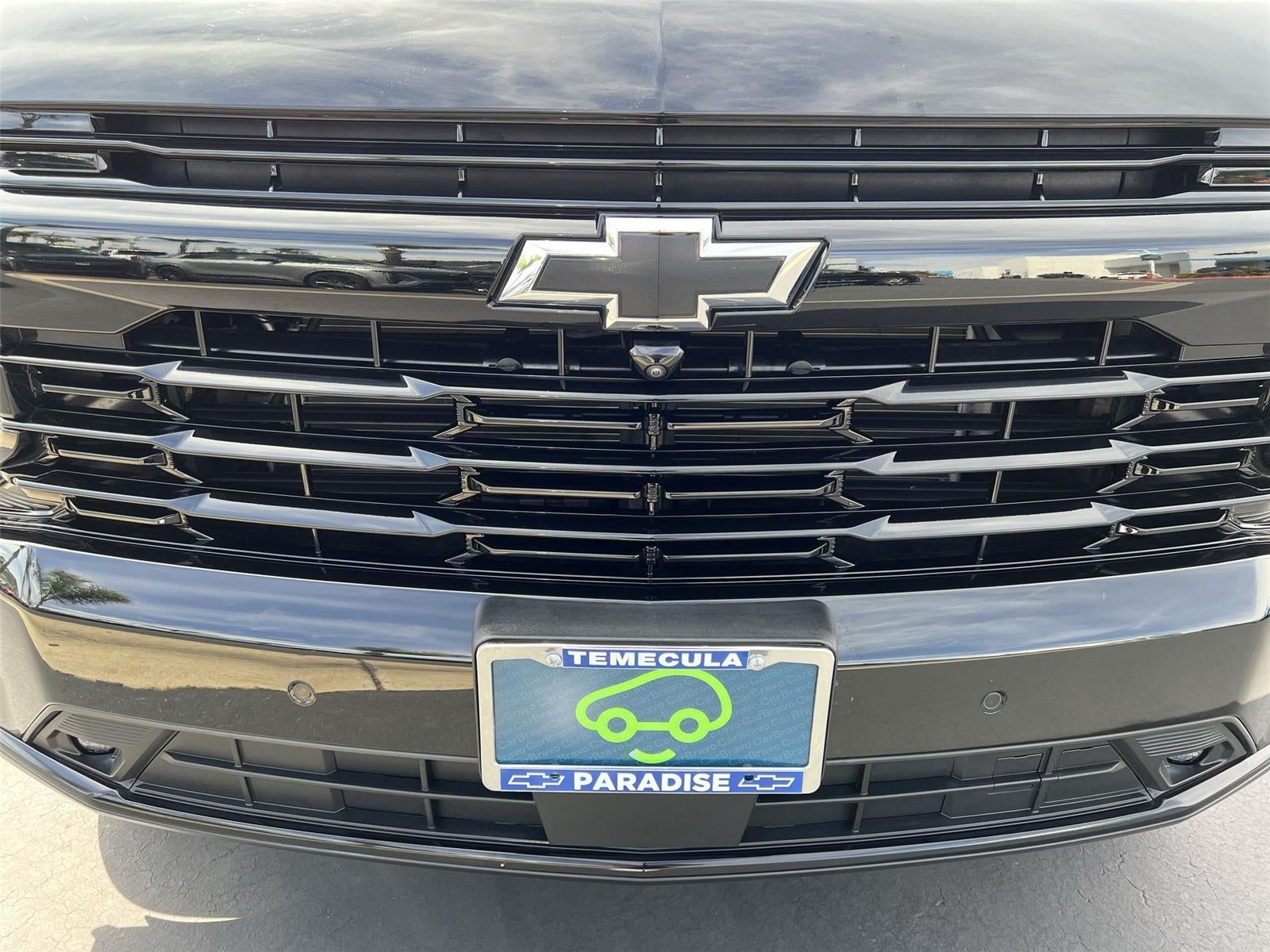 2025 Chevrolet Suburban RST