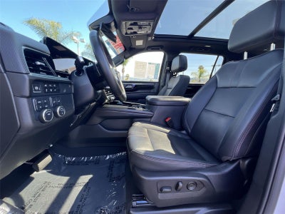 2025 Chevrolet Suburban RST