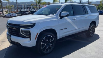 2025 Chevrolet Suburban RST