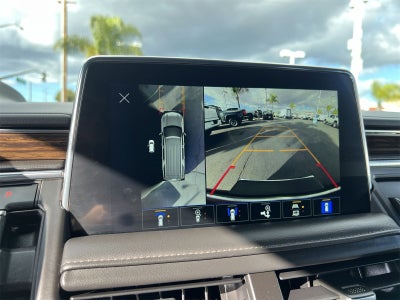 2023 Chevrolet Suburban High Country