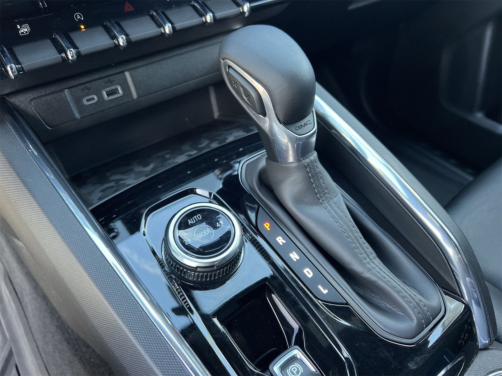 2023 GMC Canyon Elevation