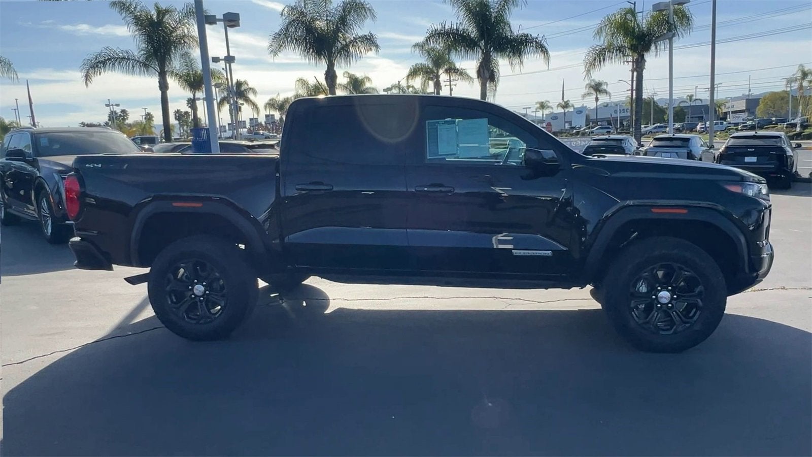 2023 GMC Canyon Elevation