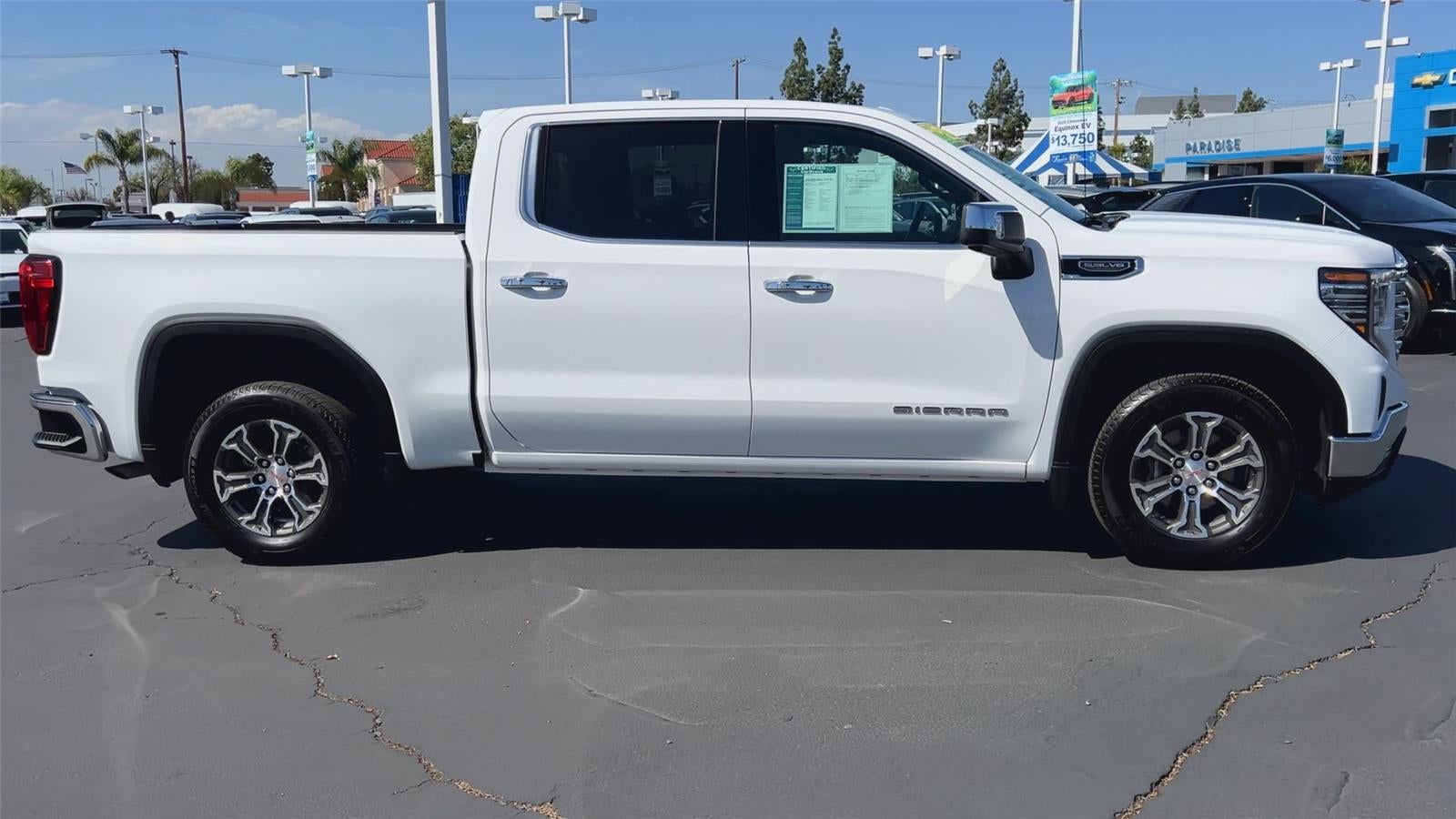2026 GMC Sierra 1500 SLT