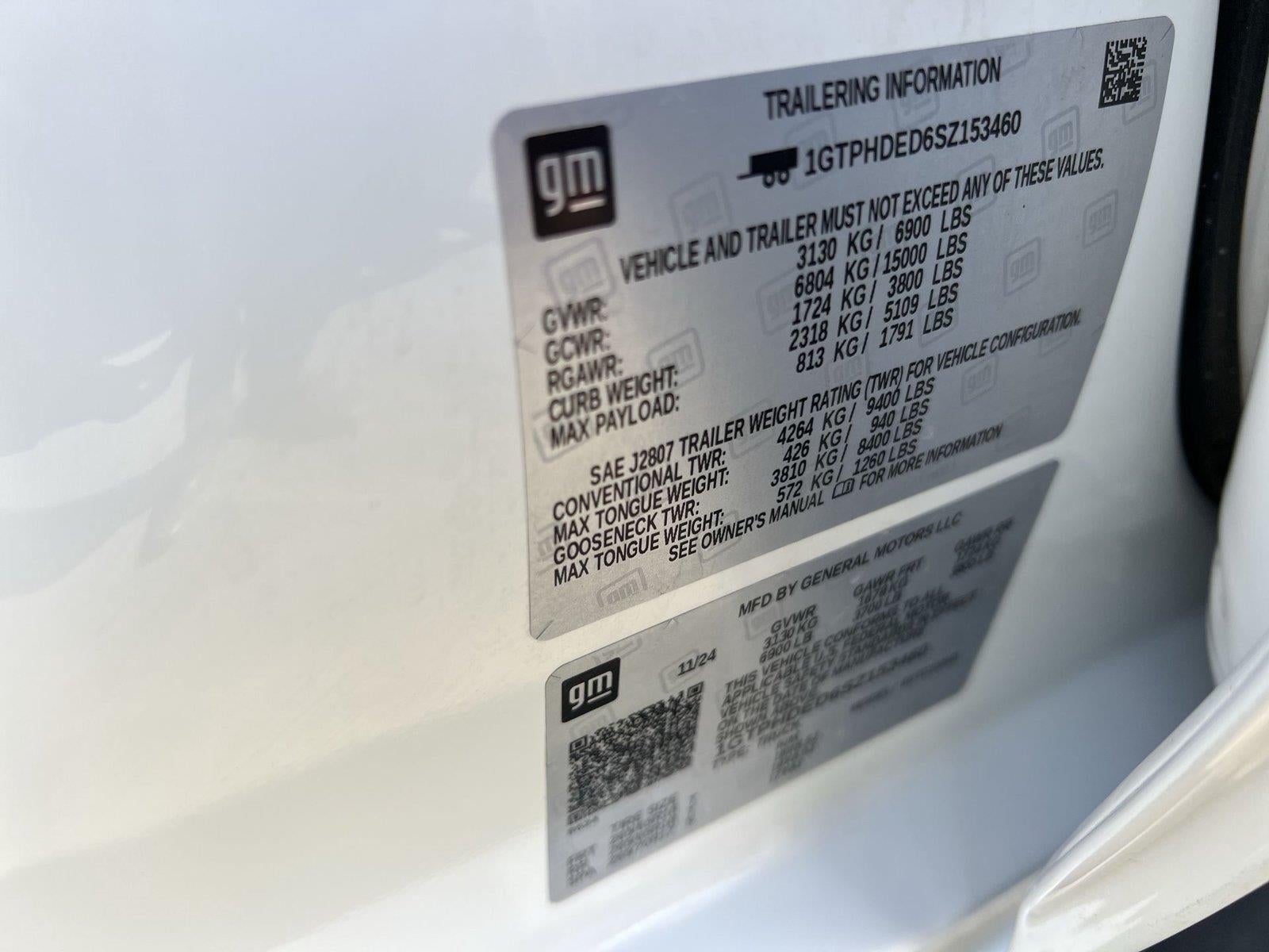 2025 GMC Sierra 1500 SLT