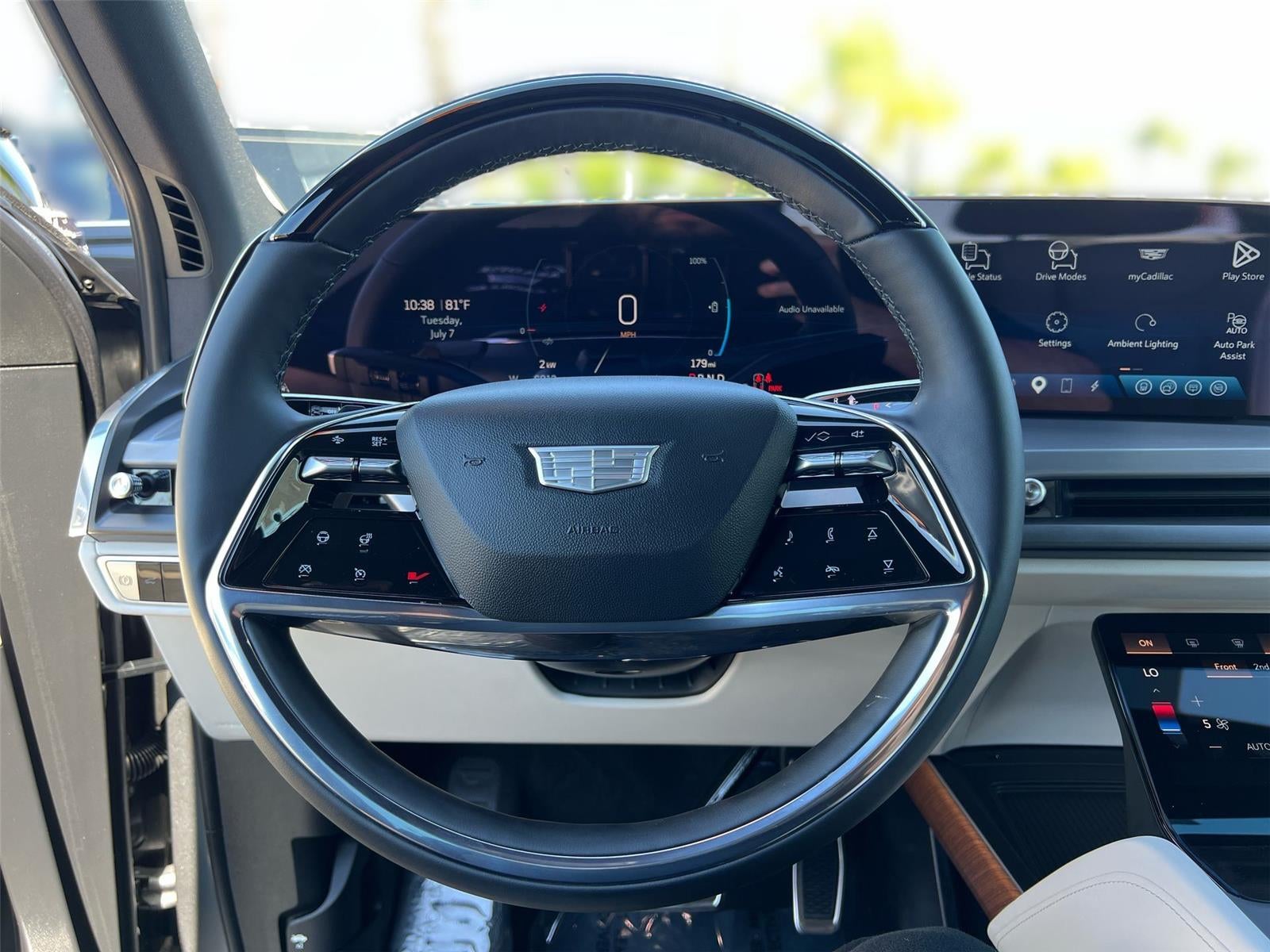 2026 Cadillac VISTIQ Sport