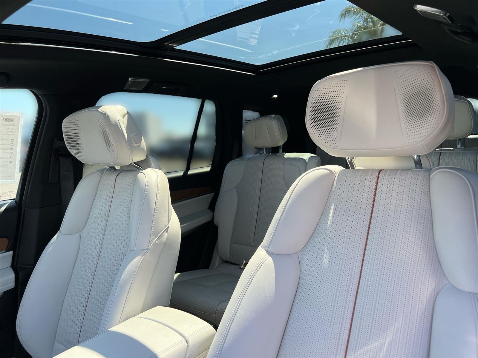 2026 Cadillac VISTIQ Sport