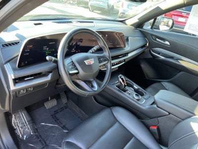 2025 Cadillac XT4 Premium Luxury