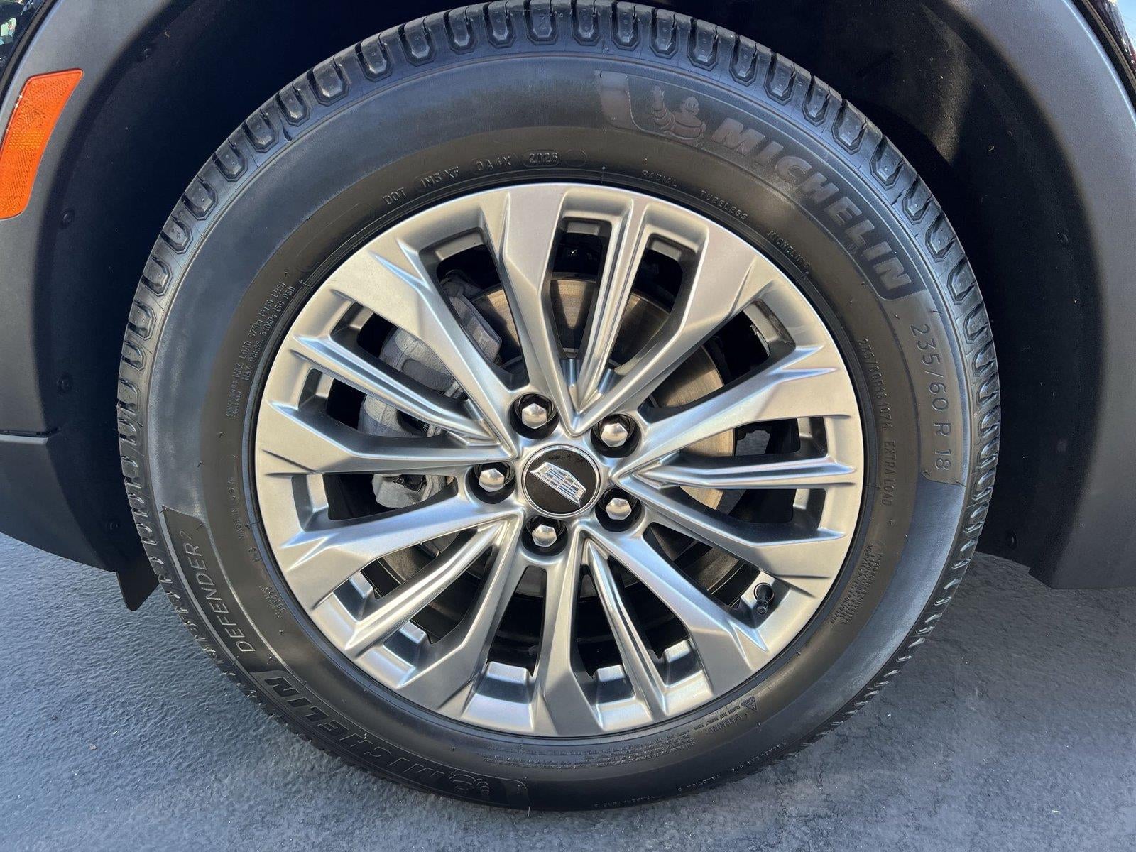 2025 Cadillac XT4 Premium Luxury