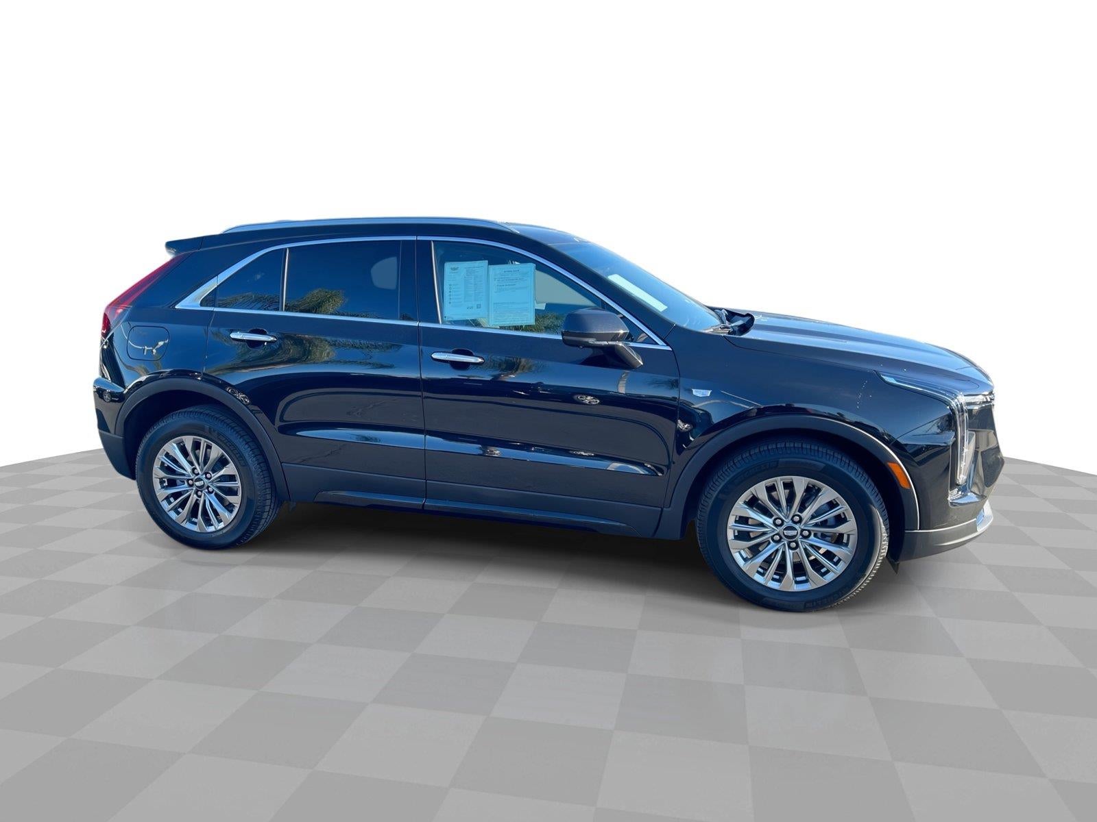 2025 Cadillac XT4 Premium Luxury