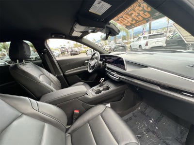 2025 Cadillac XT4 Premium Luxury