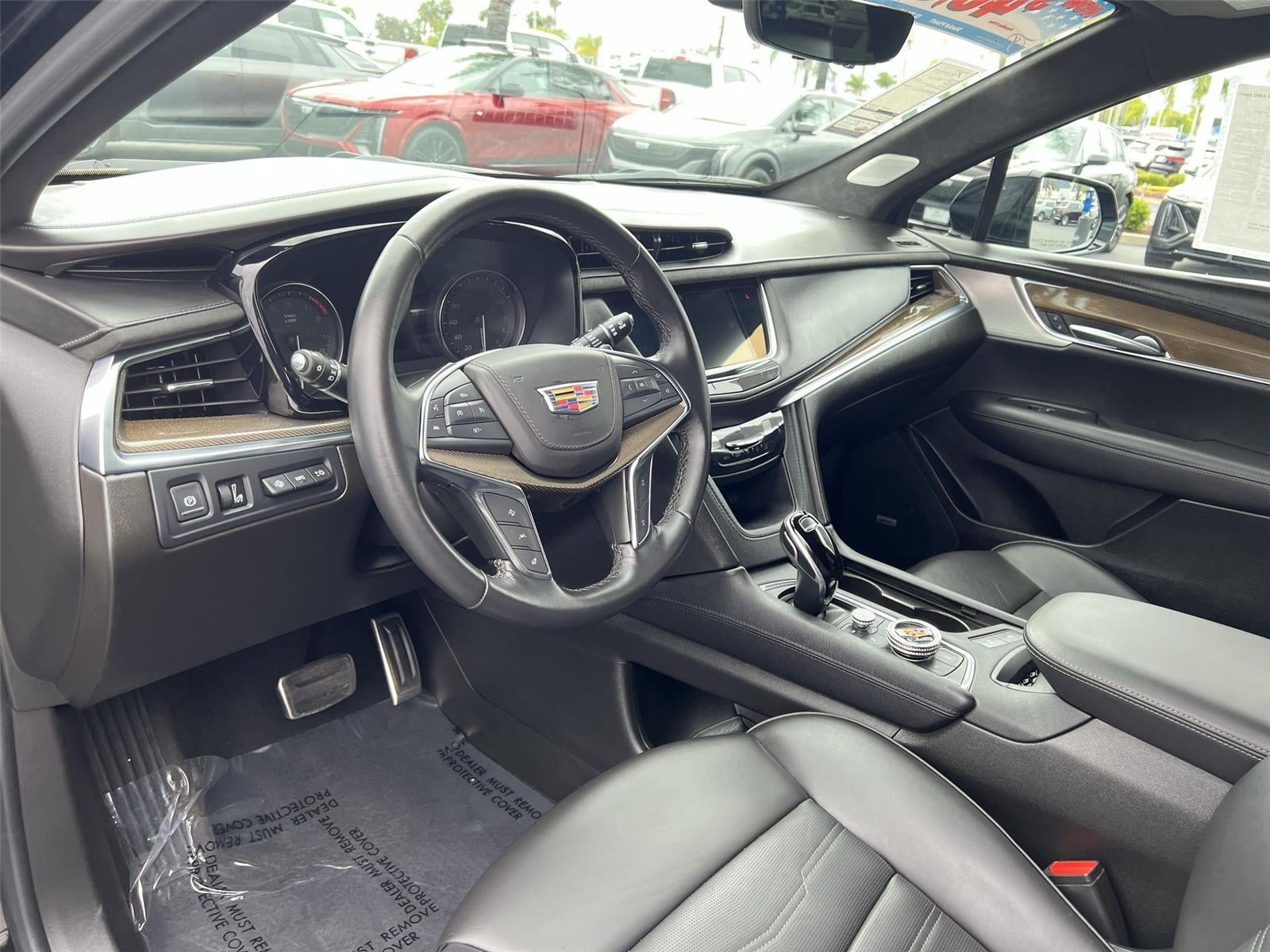 2023 Cadillac XT5 Sport