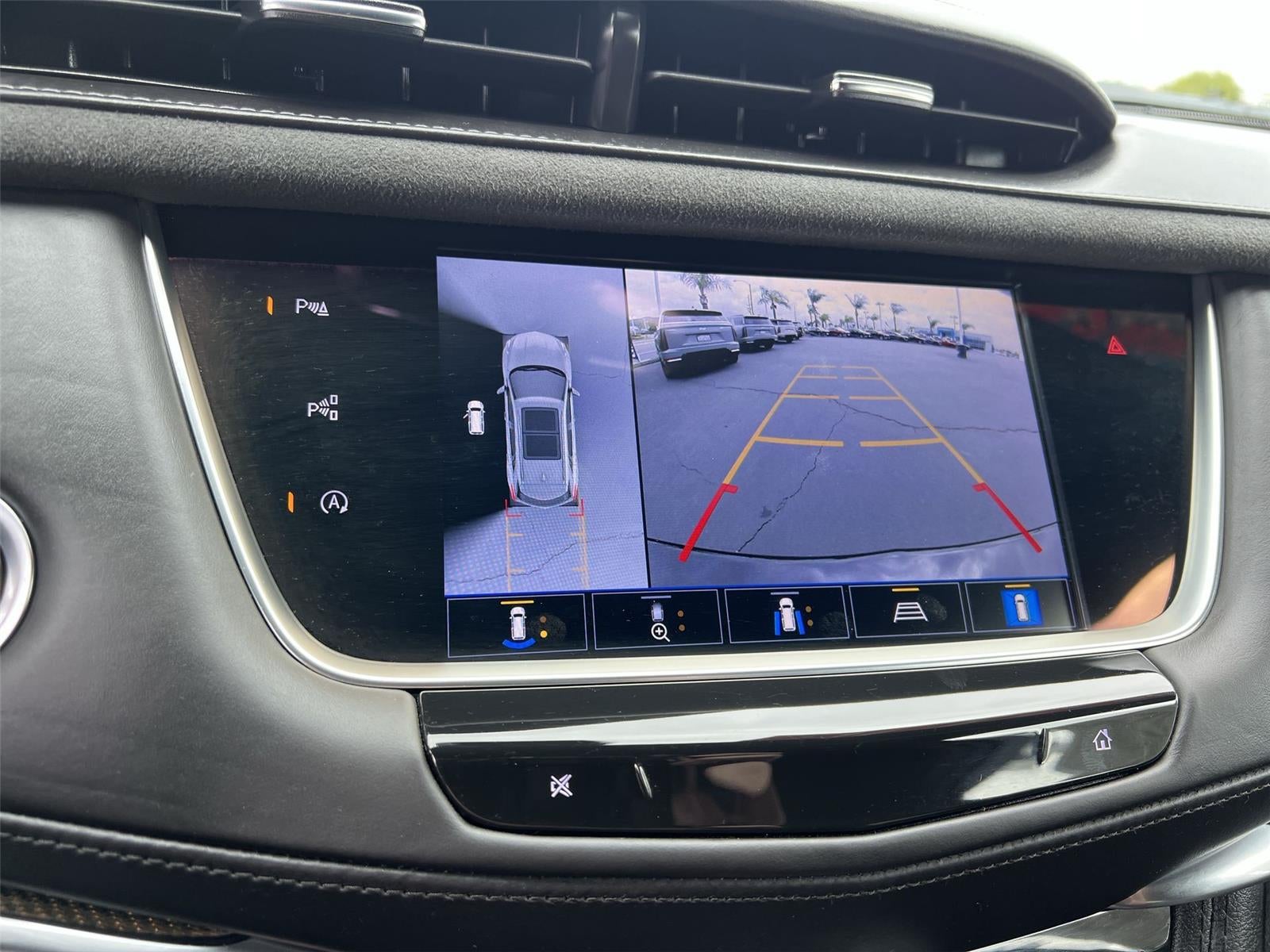 2023 Cadillac XT5 Sport