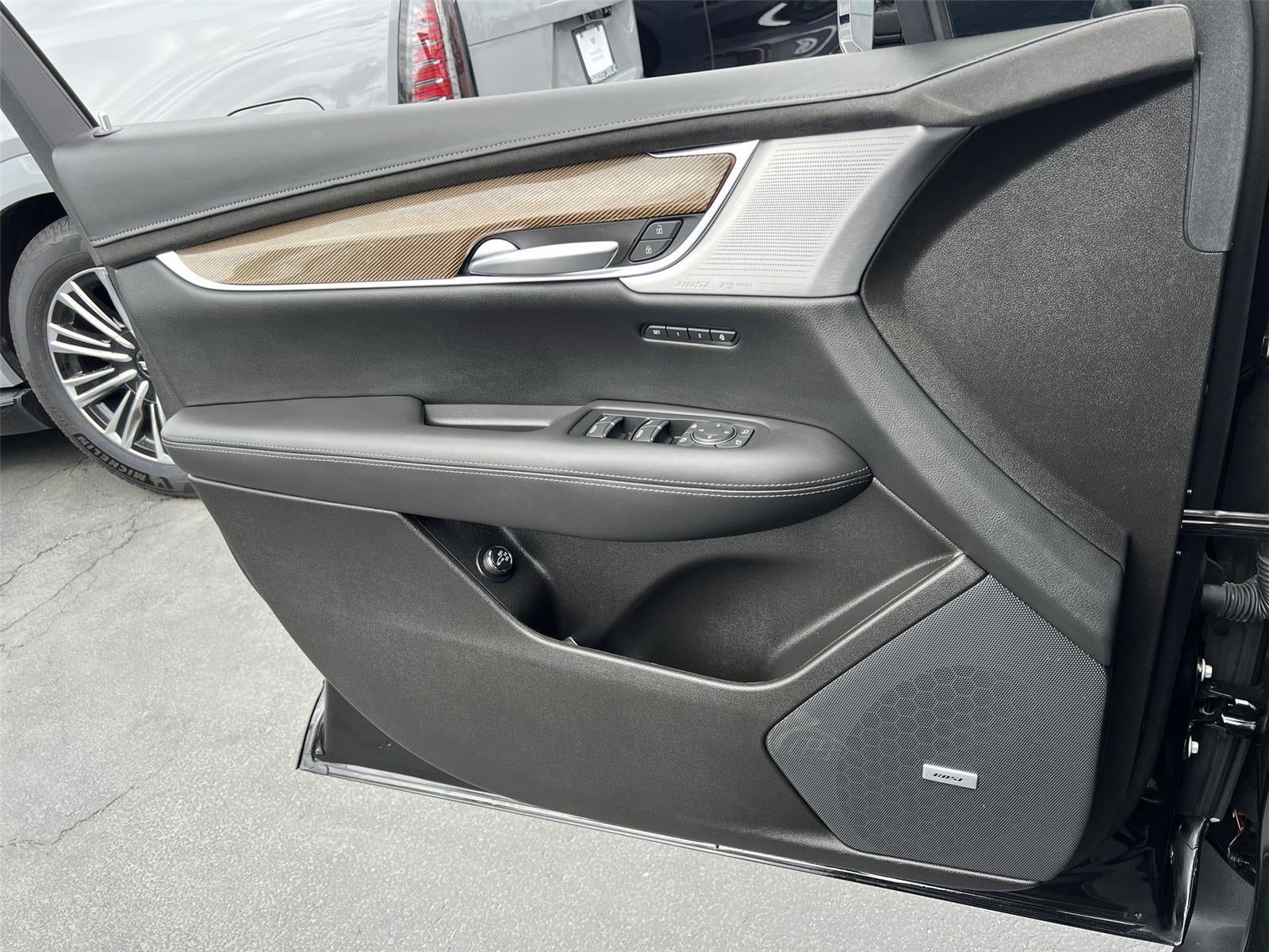 2023 Cadillac XT5 Sport