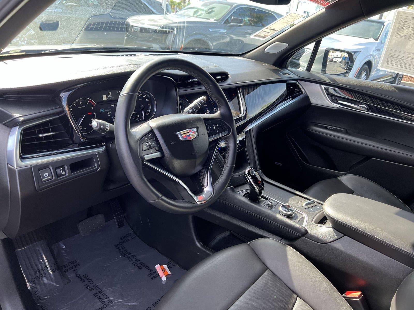 2025 Cadillac XT6 Premium Luxury