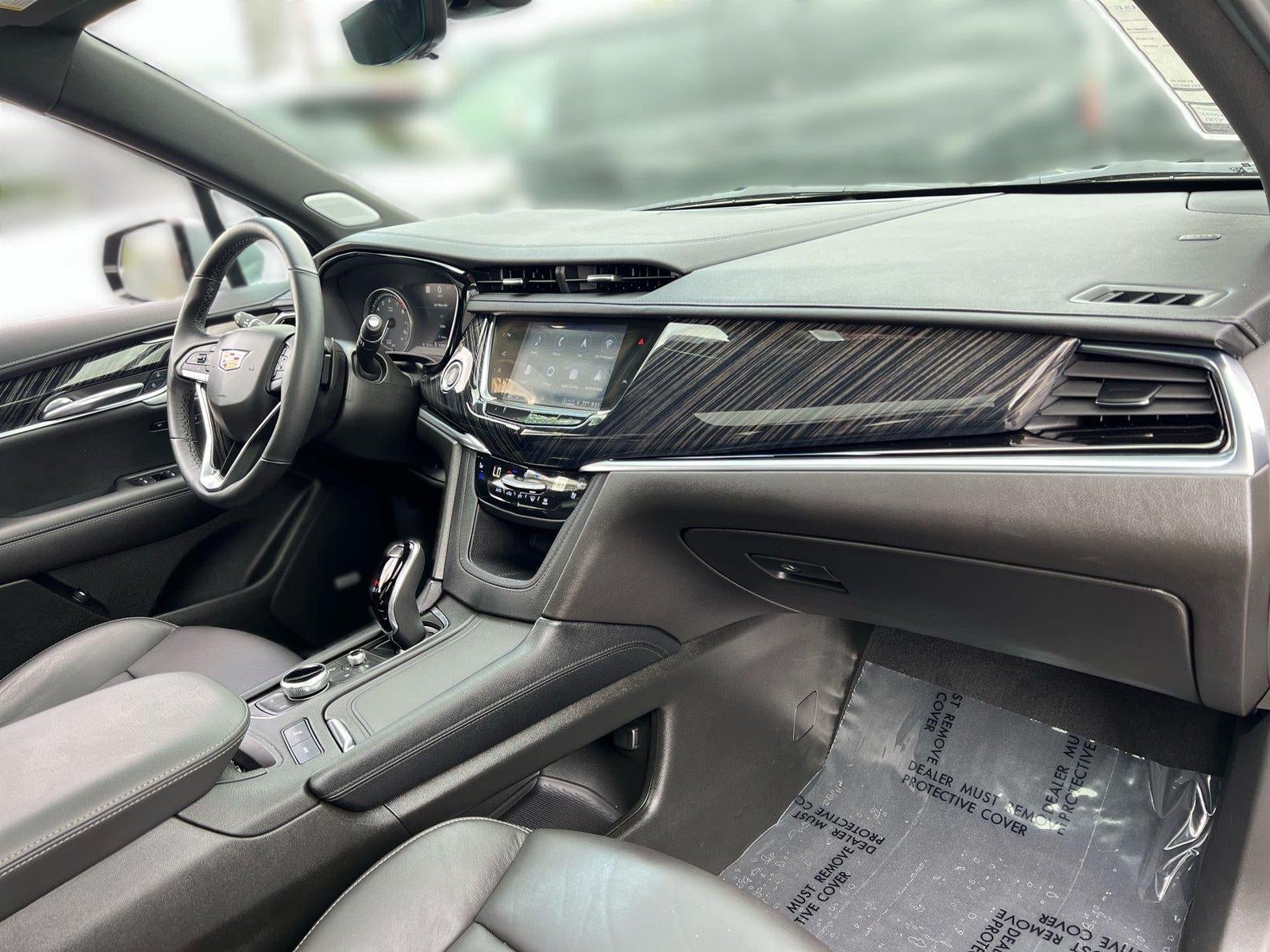 2025 Cadillac XT6 Premium Luxury