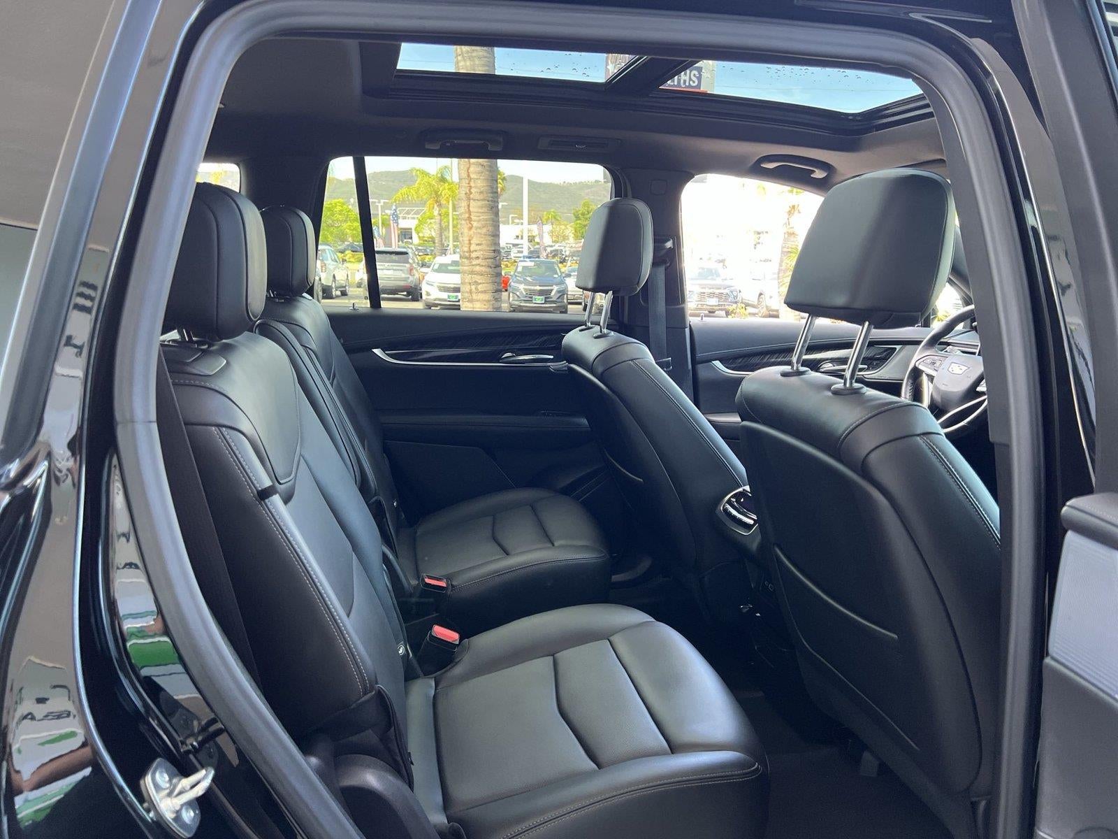 2025 Cadillac XT6 Premium Luxury