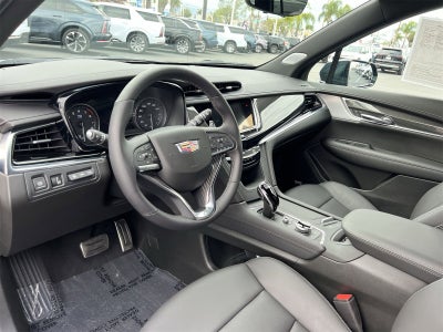 2025 Cadillac XT6 Sport