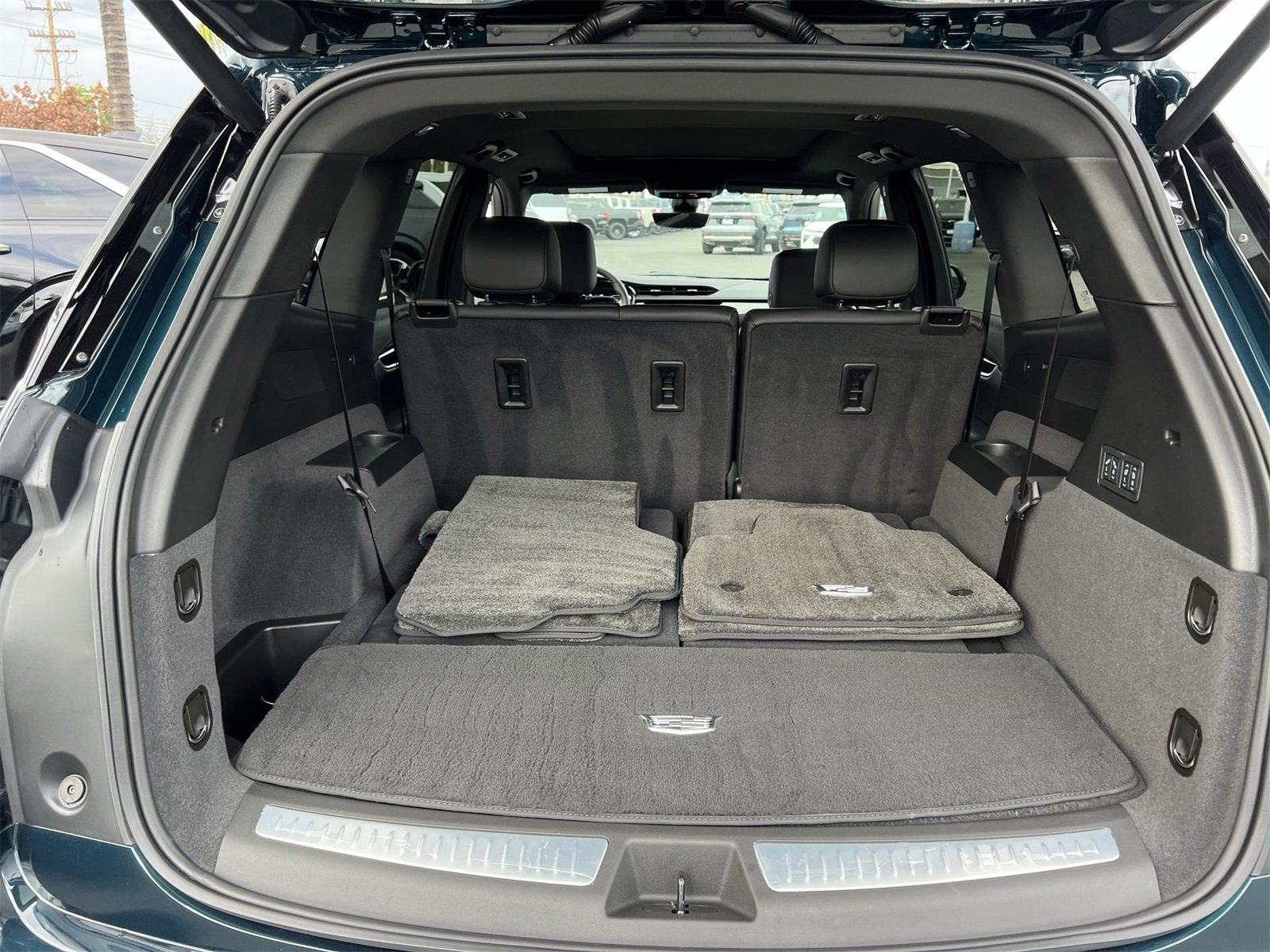 2025 Cadillac XT6 Sport