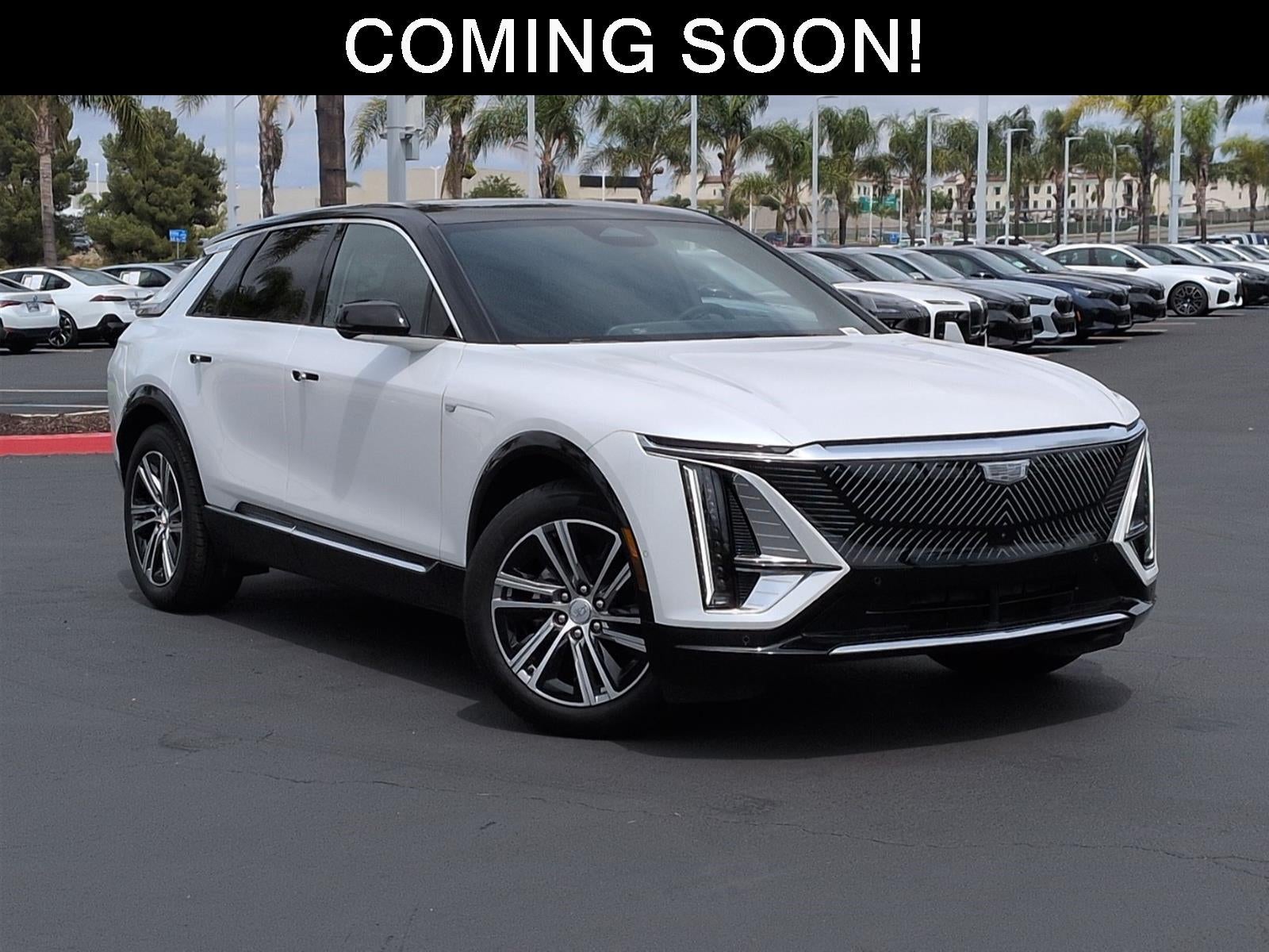 2025 Cadillac LYRIQ Luxury 1