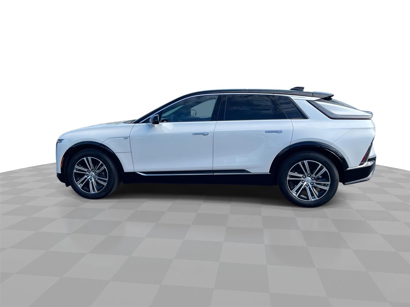 2025 Cadillac LYRIQ Luxury 1