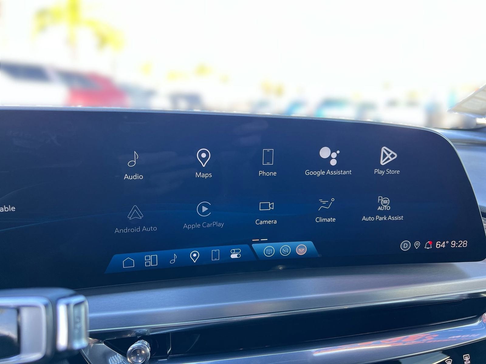 2024 Cadillac LYRIQ Luxury 2