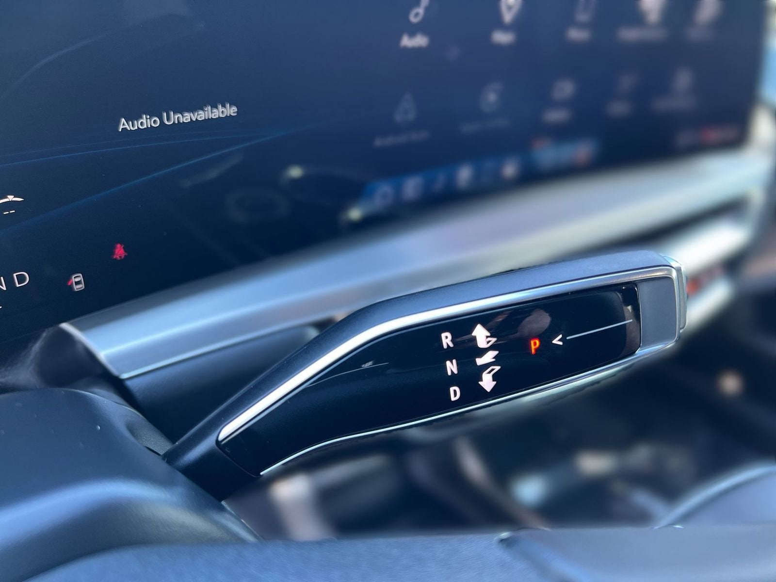 2024 Cadillac LYRIQ Luxury 2