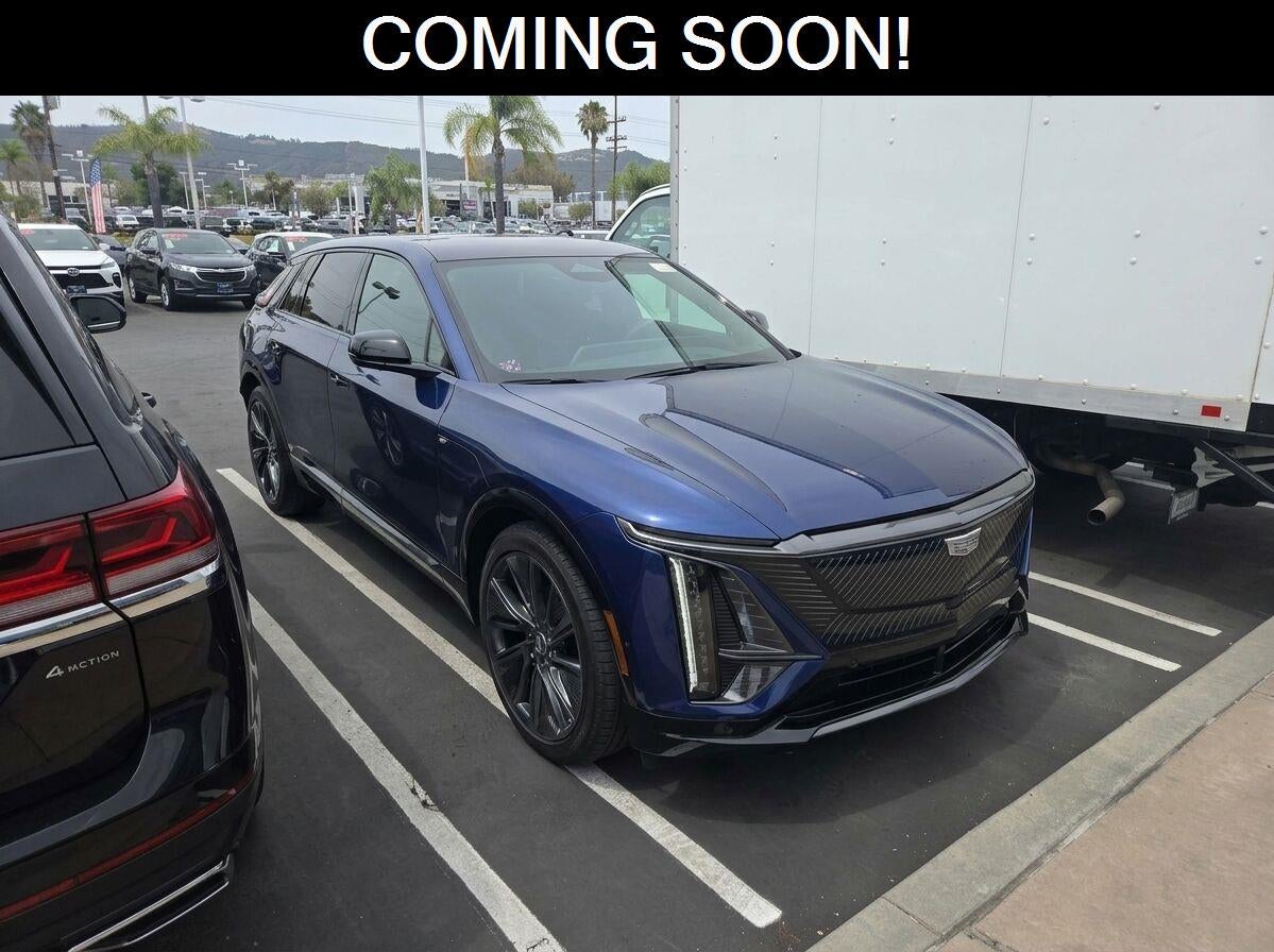 2025 Cadillac LYRIQ Sport 3