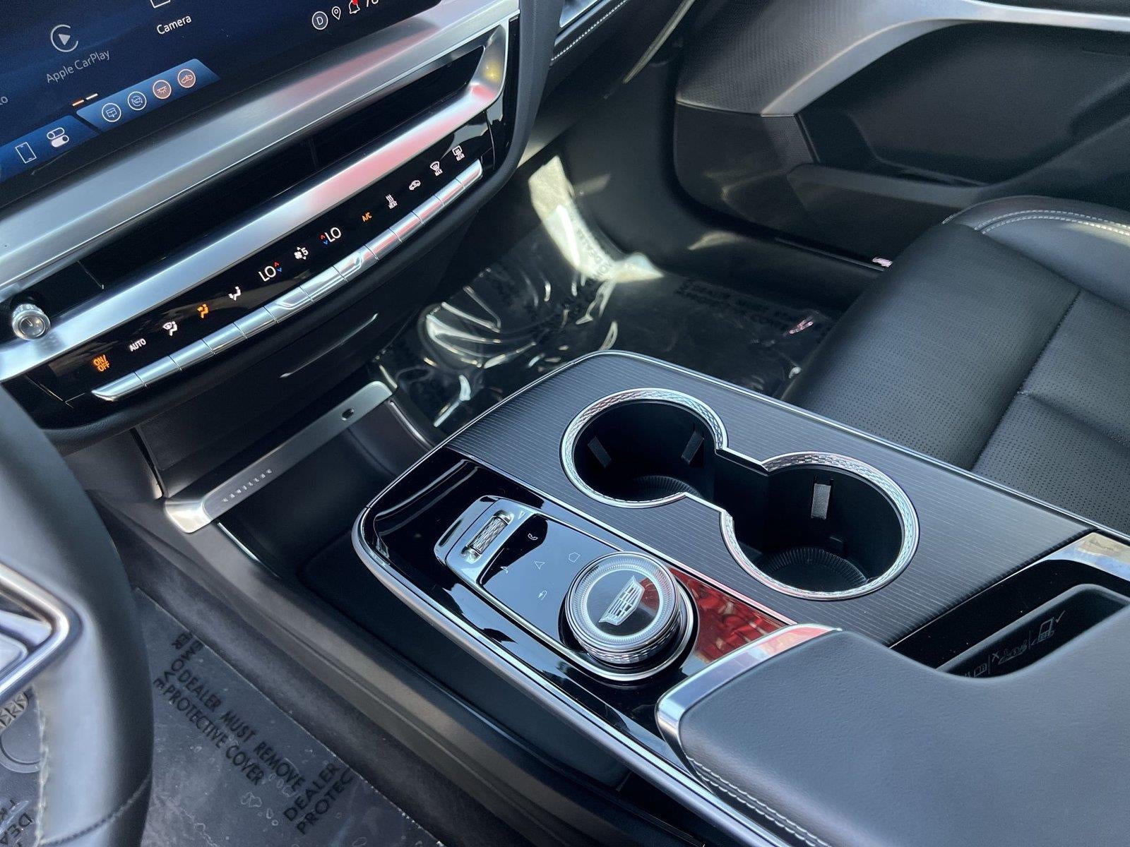 2025 Cadillac LYRIQ Sport 3