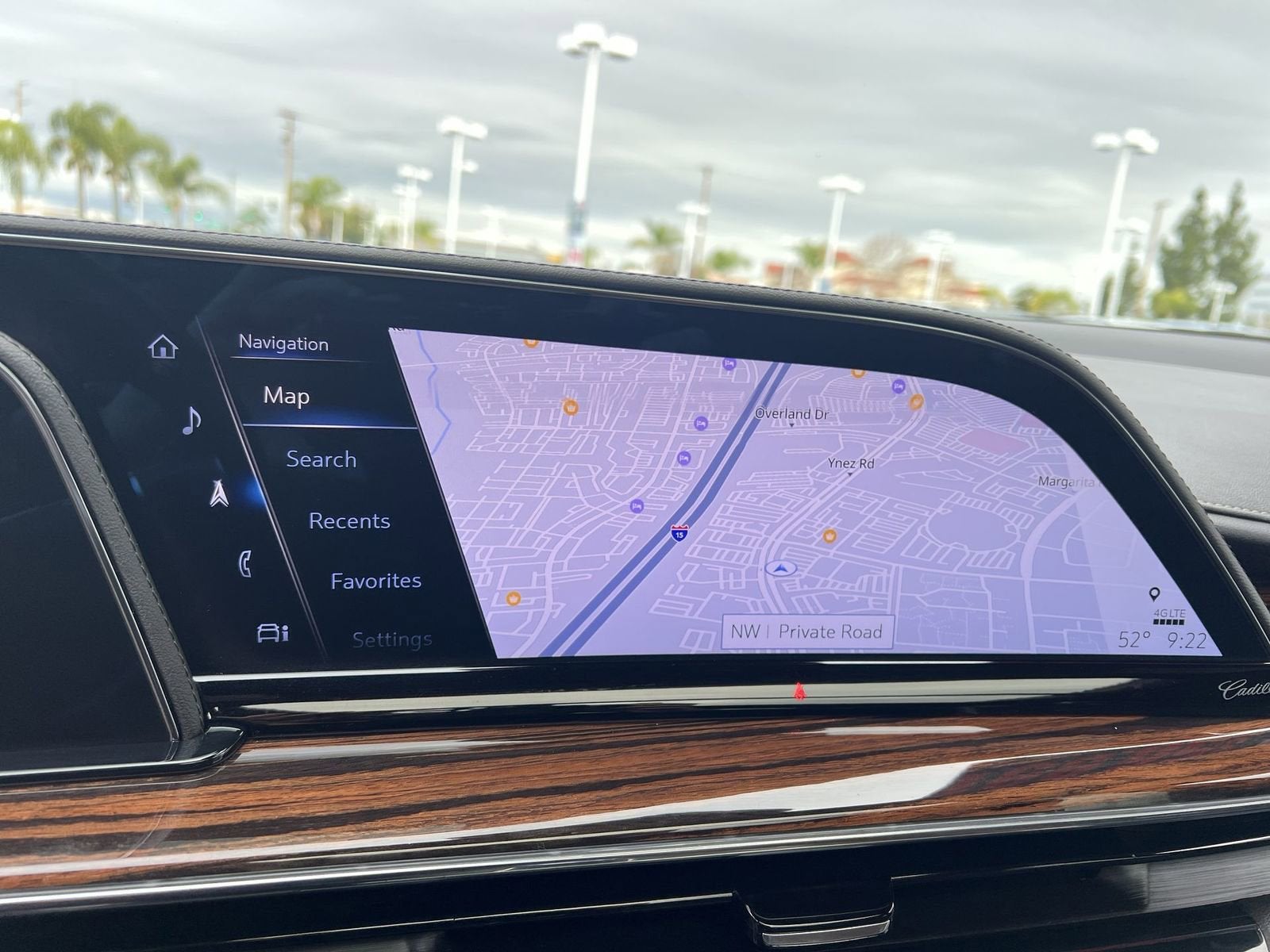 2022 Cadillac Escalade ESV Premium Luxury