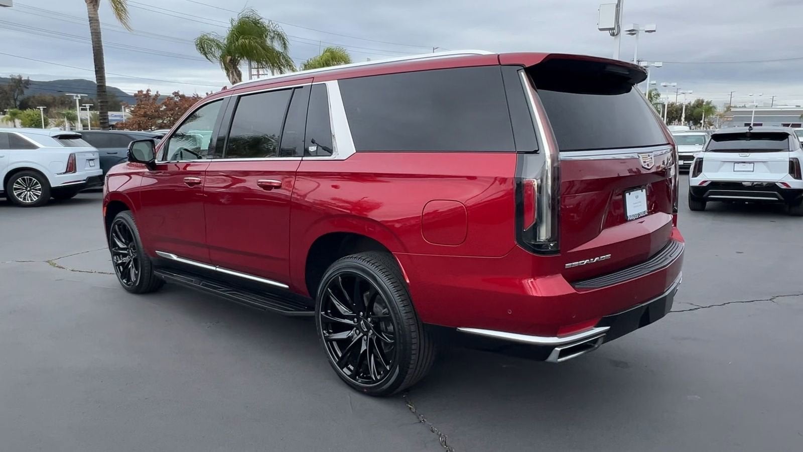 2022 Cadillac Escalade ESV Premium Luxury