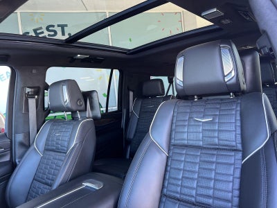 2024 Cadillac Escalade ESV Sport Platinum
