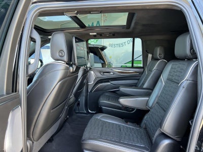 2024 Cadillac Escalade ESV Sport Platinum