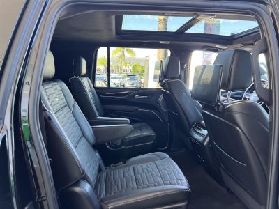 2024 Cadillac Escalade ESV Sport Platinum