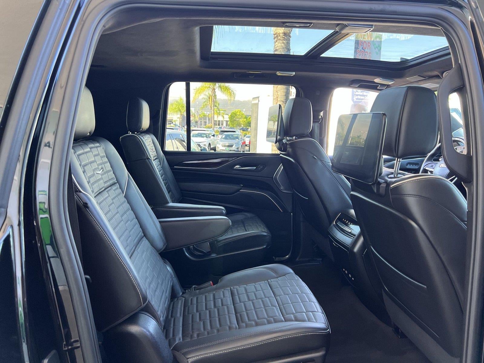 2024 Cadillac Escalade ESV Sport Platinum