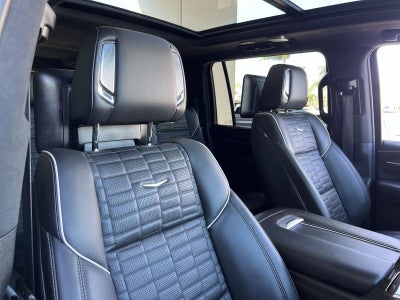 2024 Cadillac Escalade ESV Sport Platinum