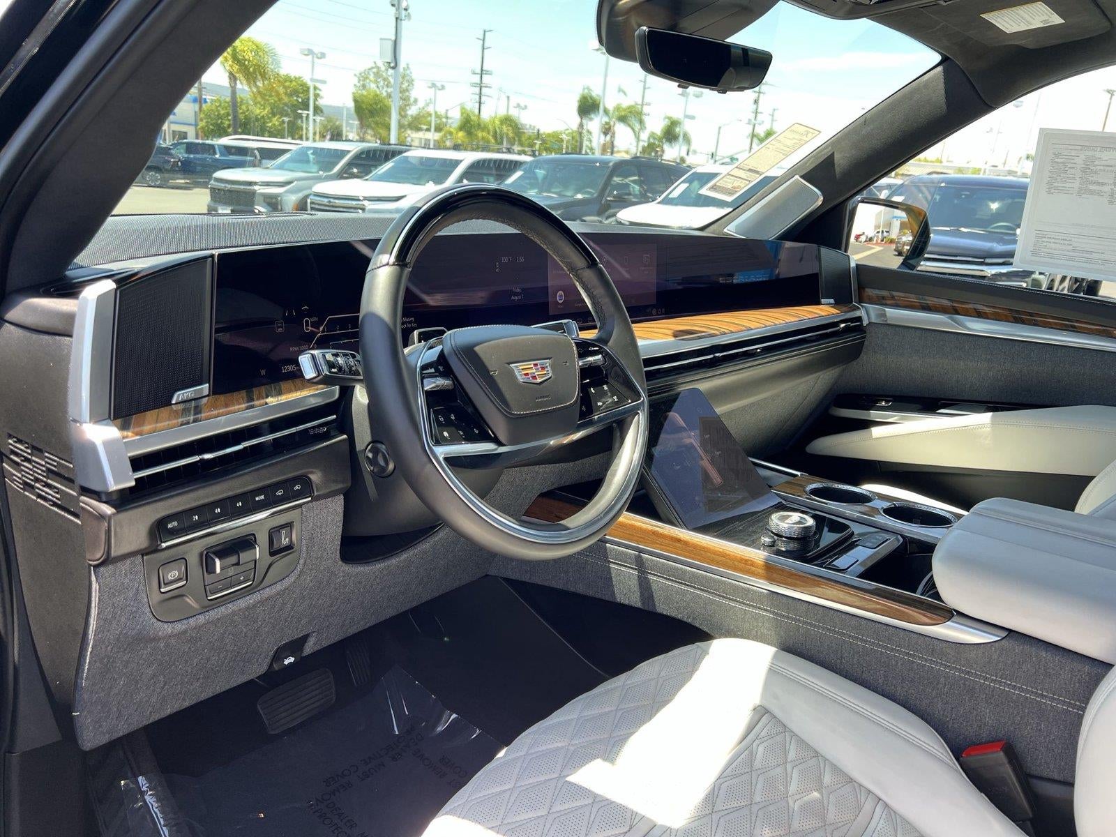 2025 Cadillac Escalade Premium Luxury Platinum