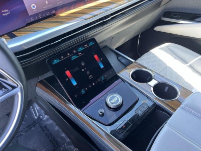 2025 Cadillac Escalade Premium Luxury Platinum