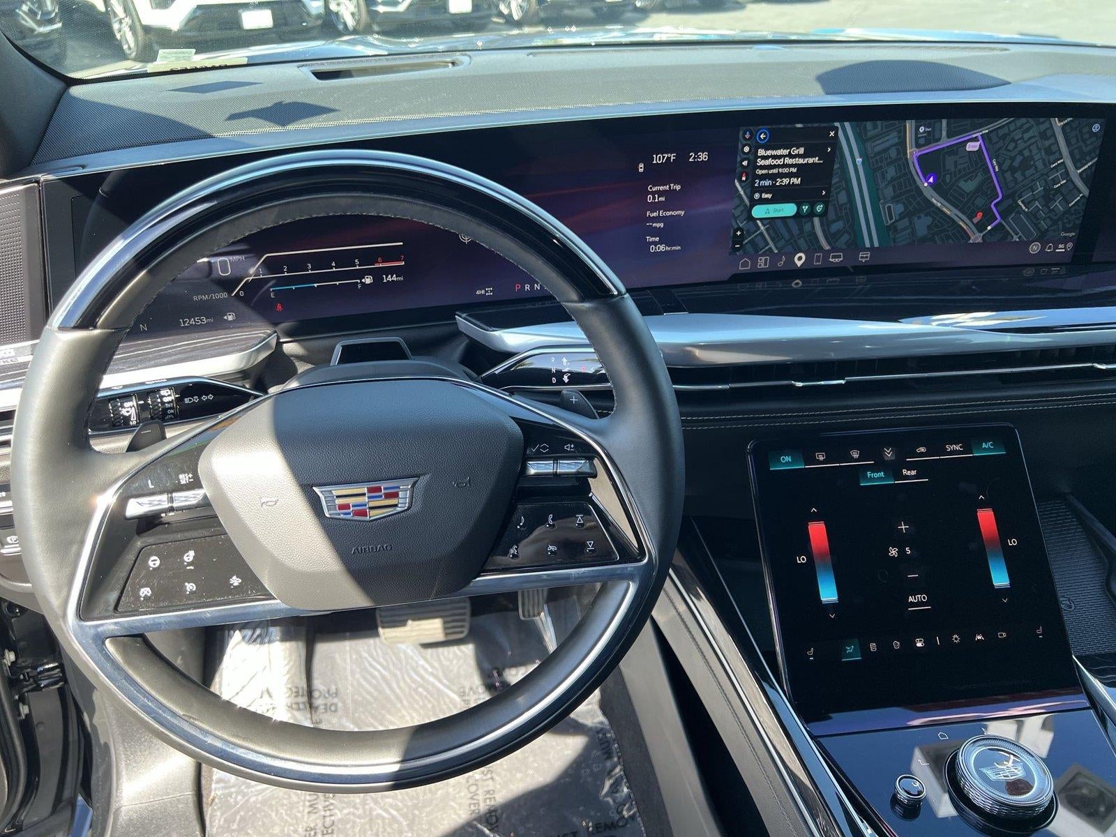 2025 Cadillac Escalade ESV Sport