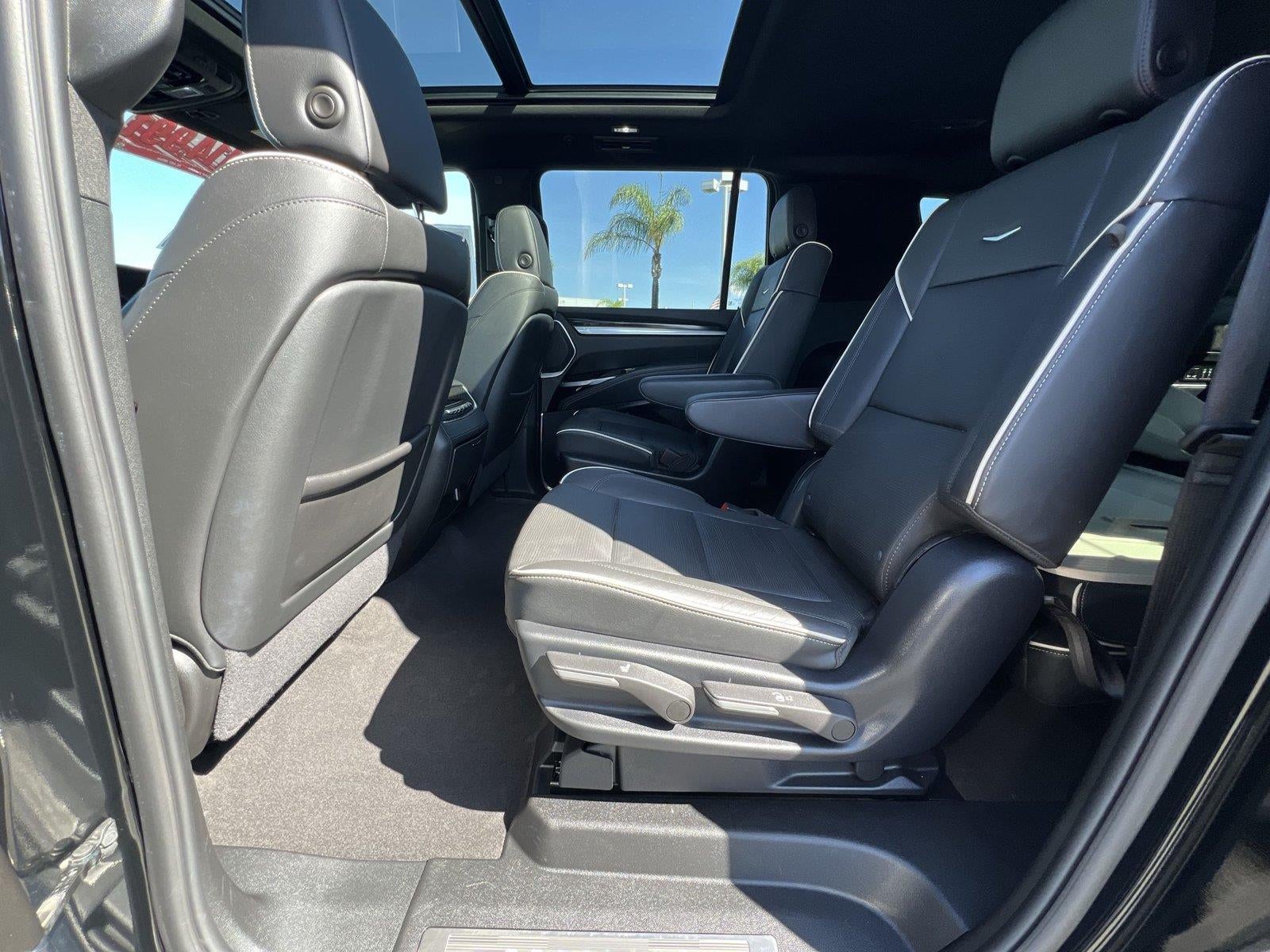 2025 Cadillac Escalade ESV Sport