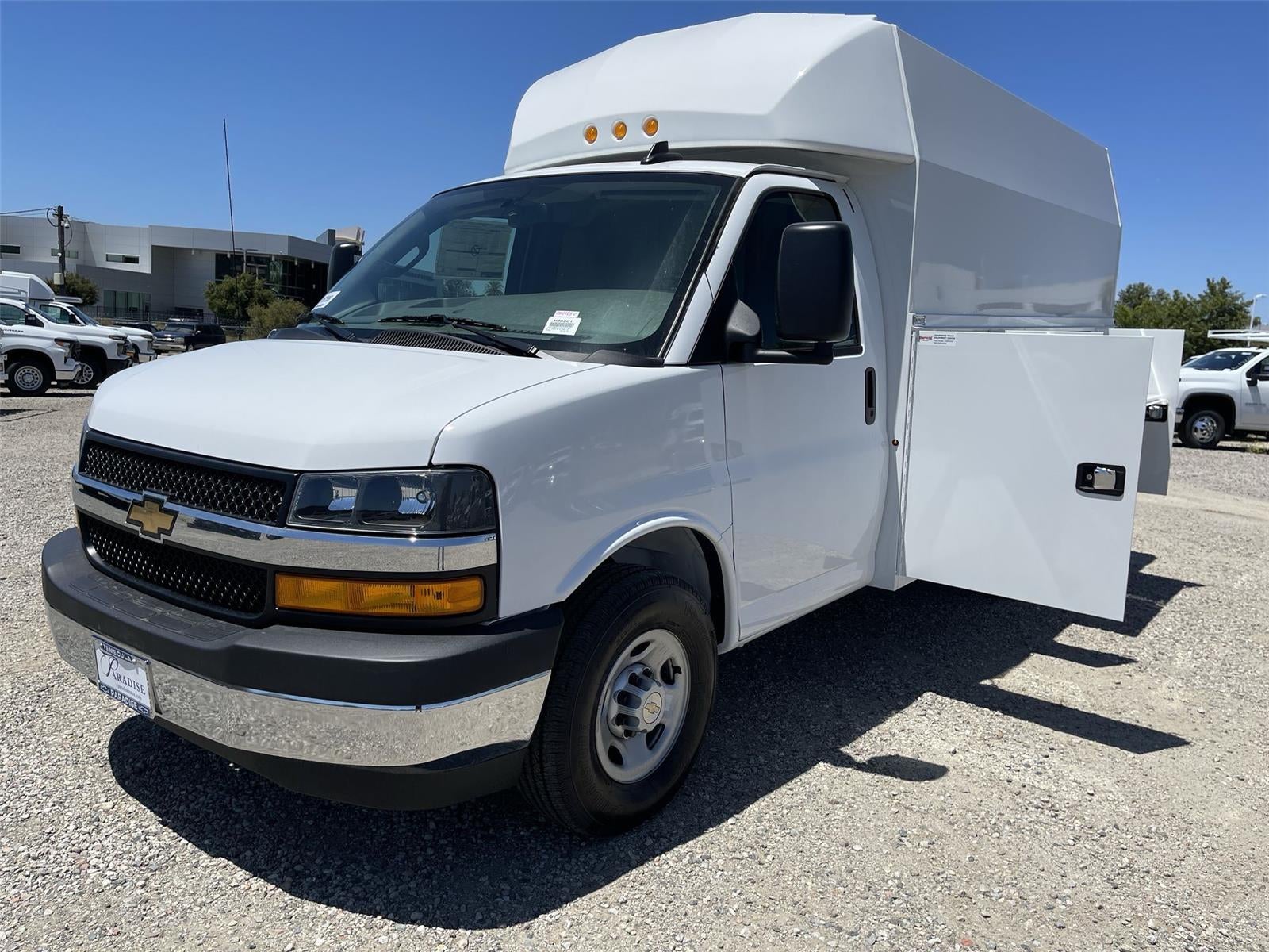 2026 Chevrolet Express Cutaway 3500 1WT
