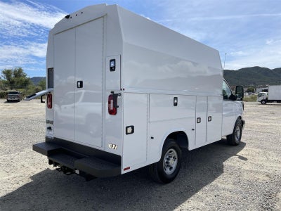 2026 Chevrolet Express Cutaway 3500 1WT